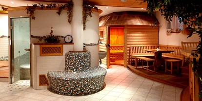 Pensionen - Garten - Teilbereich/Wellnessbereich
Dampfbad, Finnische Sauna und Sitzbereich - Lehnerhof