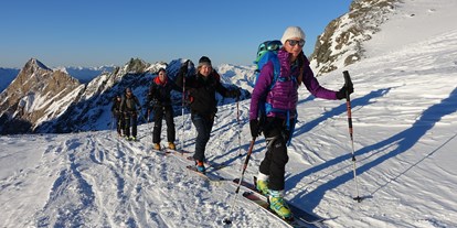Pensionen - Parkplatz: kostenlos bei der Pension - Tirol - Skitouren am Fuße des Großglockners - Bergerhof