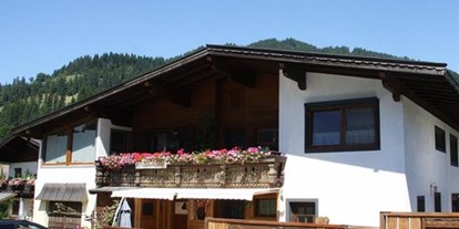 Pensionen - Pool - Tirol - Ferienwohnung Bruni Bock