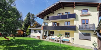 Pensionen - Garage für Zweiräder - Salzburg - Oberauer Wagrain - Die Eco Familien Hotelpension*** (B&B)