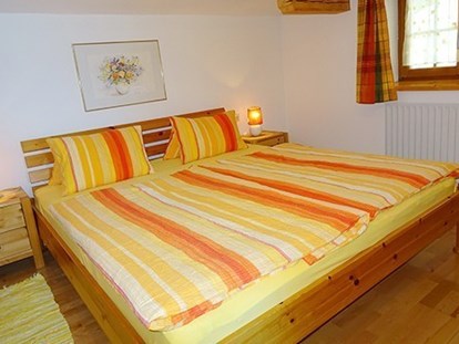 Pensionen - WLAN - Pinzgau - Schlafzimmer ....Appartement"2" - Haus Heidi