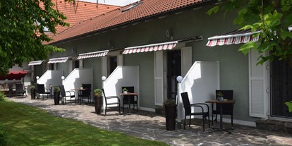 Pensionen - Thermenland Steiermark - Jedes Zimmer hat eine eigene Terrasse.  - Gästehaus Sabina