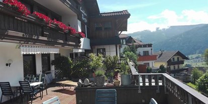 Pensionen - Pool - Tirol - Landhaus Birgit