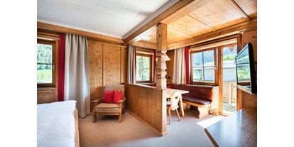 Pensionen - Restaurant - Pinzgau - Das Familienzimmer hat zwei getrennte Schlafräume  - Gästehaus Stotter