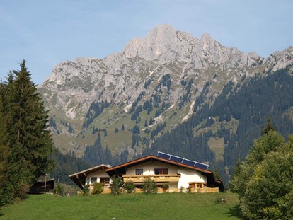 Pensionen - Langlaufloipe - Tirol - unser Haus Blick Hahnenkamm - KOMFORT-FEWO BERGWELT HAHNENKAMM   - Lechtal - So/Wi
