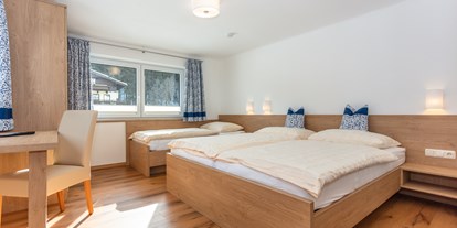 Pensionen - Umgebungsschwerpunkt: Berg - Pinzgau - Appartement 1 - Dreibettzimmer - Apartments Salzburgerhof