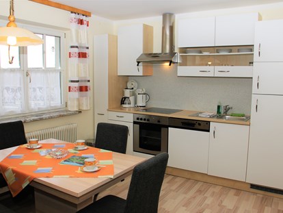 Pensionen - WLAN - Salzburg - Unsere Ferienwohnungen sind mit einer vollwertigen Küche ausgestattet - Pension Fischerhof