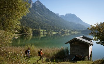 Urlaub am „schönsten Platz Tirols“ – Der Hintersteiner See - ferienpensionen.info