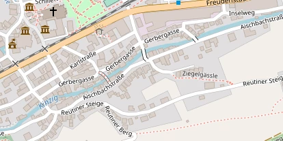 Pension auf Satellitenbild
