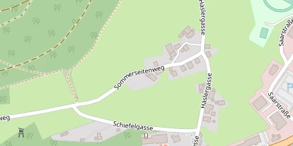 Pension auf Satellitenbild