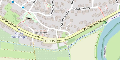 Pension auf Satellitenbild