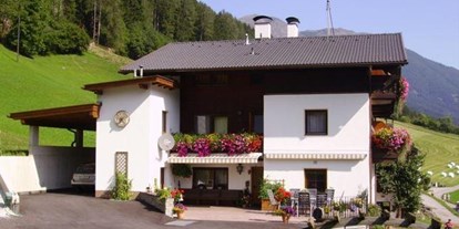 Pensionen - Frühstück: Frühstücksbuffet - Sellrain - Alpenbauernhof Gröbenhof