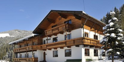 Pensionen - Garage für Zweiräder - Kirchberg in Tirol - SCHWÜWONG - Pension Moser