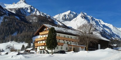 Pensionen - Kühlschrank - Obermauern - Bergerhof im Winter - Bergerhof