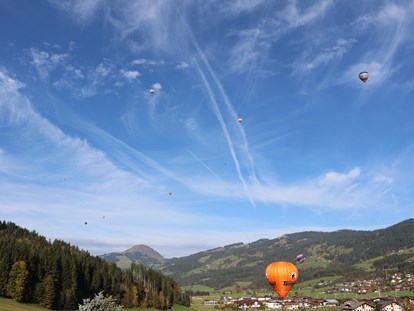 Pensionen - Wanderweg - Kitzbüheler Alpen - Ballonwoche - Wellness Pension Hollaus