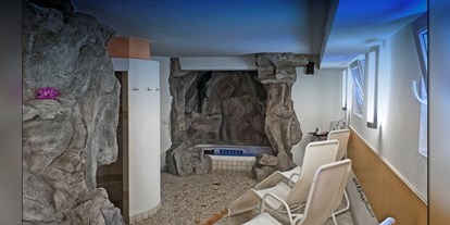 Pensionen - barrierefreie Zimmer - Trentino-Südtirol - Wellnessoase mit Whirlpool - Residenz Roanerhof