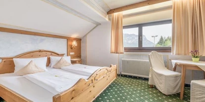 Pensionen - Art der Pension: Gasthaus mit Zimmervermietung - Tirol - Gasthof Schroll