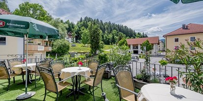 Pensionen - Hunde: erlaubt - Oberndorf in Tirol - Gasthof Schroll