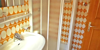 Pensionen - Art der Pension: Hotel Garni - San Cassiano - Badezimmer mit Dusche und Toilette - Garni Gabrieli