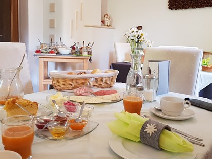 Pensionen - Kühlschrank - Villanders - Gesundes Frühstück - Haus Claudia