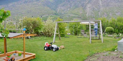 Pensionen - Garten - Trentino-Südtirol - Garni Feldhof