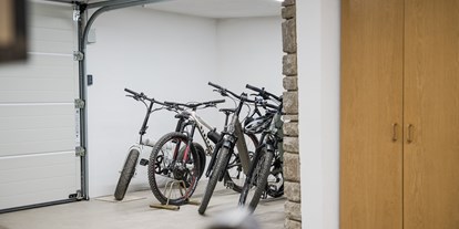 Pensionen - Garage für Zweiräder - Bozen - Bikegarage - Panorama Hotel Garni Bühlerhof
