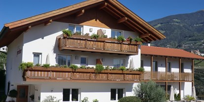 Pensionen - Garten - Villanders - Garni Pircher - Dorf Tirol - Garni Pircher