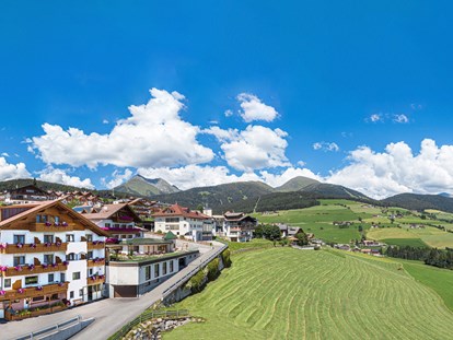 Pensionen - Umgebungsschwerpunkt: Berg - St.Lorenzen - Direkt im Dorf neben den Bergen und öffentlichen Verkehrsmitteln wie Seilbahn.  - Pension Sonnenhof