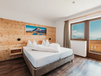 Pensionen - Sauna - Bruneck - Luns - Doppelzimmer mit Panoramablick.  - Pension Sonnenhof