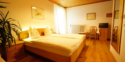Pensionen - Umgebungsschwerpunkt: See - Blumau (Trentino-Südtirol) - Zimmer - Burgunderhof