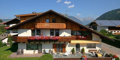 Pensionen - Fahrradverleih - Trentino-Südtirol - Haus Grüner im Sommer - Haus Grüner