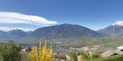 Pensionen - Art der Pension: Ferienwohnung - Blumau (Trentino-Südtirol) - Aussicht auf Meran und Umgebung - Garni Appartement Nunnemairhof
