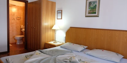 Pensionen - weitere Verpflegungsmöglichkeiten: Abendessen - Blumau (Trentino-Südtirol) - Doppelzimmer mit Balkon - Pension Sonia