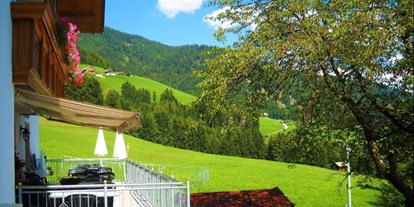 Pensionen - Umgebungsschwerpunkt: Berg - St.Lorenzen - Terasse und Garten - Gasthof Hohenbichl