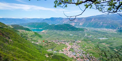 Pensionen - Umgebungsschwerpunkt: See - Blumau (Trentino-Südtirol) - Lage am Nordrand von Tramin nicht weit vom Kalterer See entfernt - Mandlhof