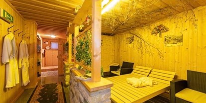 Pensionen - Garten - PLZ 5710 (Österreich) - Ruheraum mit Sauna , Dampfbad, Kneipp-Becken, Schalldusche - ***Pension Sonnblickhof