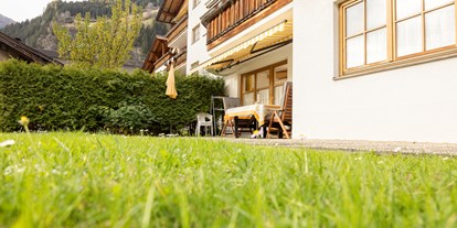 Pensionen - Art der Pension: Frühstückspension - Innsbruck - FW SCHEIBE (Garten ca.  100m2) - Pension Gulla