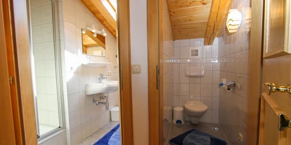 Pensionen - Umgebungsschwerpunkt: Berg - St. Jakob in Haus - Badezimmer und Toilette - Urlaubsparadies Liebmannhof