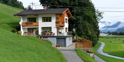 Pensionen - Terrasse - Schönau (Breitenbach am Inn) - Gästehaus Monitzer