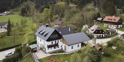 Pensionen - Terrasse - Grünau im Almtal - Haus Enzian