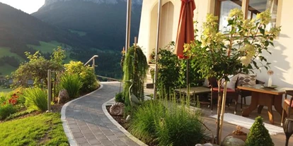 Pensionen - Garten - Aurach bei Kitzbühel - Ferienwohnungen Exenberger