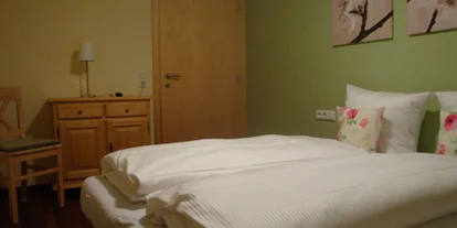 Pensionen - Umgebungsschwerpunkt: Berg - Dünserberg - "Edelweiß" Zimmer 2 kann als Schlaf- oder Wohnzimmer verwandelt werden - Schwarzmann's Ferienwohnungen
