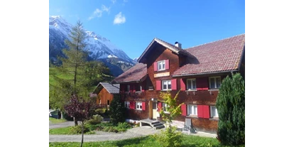 Pensionen - Umgebungsschwerpunkt: Berg - Dünserberg - Gebäudeansicht - Bergwelt-M