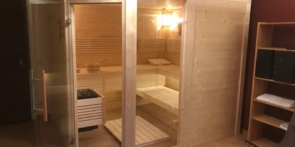 Pensionen - Garage für Zweiräder - Oberlienz - Unsere Sauna kann 3 verschiedes Behandlungen machen
*Finische Sauna 
*Biosauna - Dampfsauna
*Infrarotsauna - Gästehaus Steinerhof