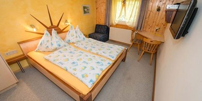 Pensionen - Art der Pension: Gasthaus mit Zimmervermietung - Mötschlach (Irschen) - Zimmer am Camping Reiter