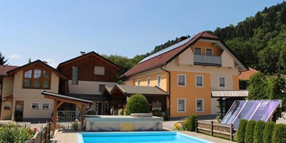 Pensionen - Pool - Kärnten - Zimmer am Camping Reiter