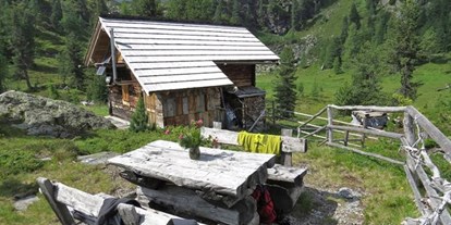 Pensionen - Garage für Zweiräder - Hohe Tauern - Gasthof Dorfschenke