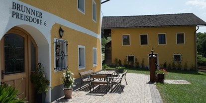 Pensionen - Radweg - Stein (Dellach im Drautal) - Haus Brunner - Ferienwohnung im Hühnerhotel