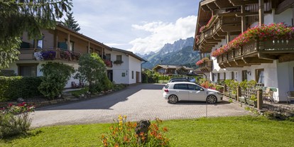 Pensionen - Parkplatz: kostenlos bei der Pension - Saalbach - Pension Garni Appartement Ortner