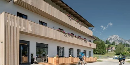 Pensionen - Garage für Zweiräder - Sankt Nikolai im Sölktal - Hotel-Restaurant-Loy